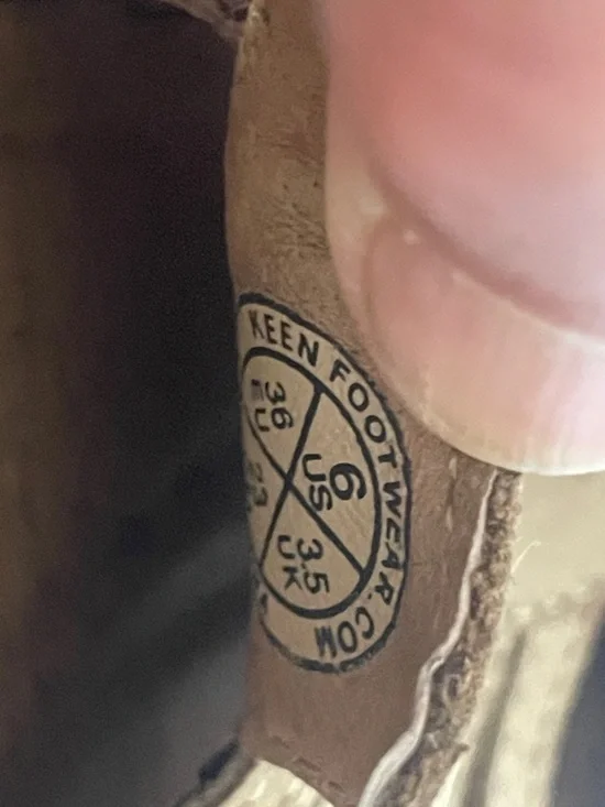 Keen Women’s Brown Slide In Mules. Good Condition. Size 6. - Picture 10 of 10